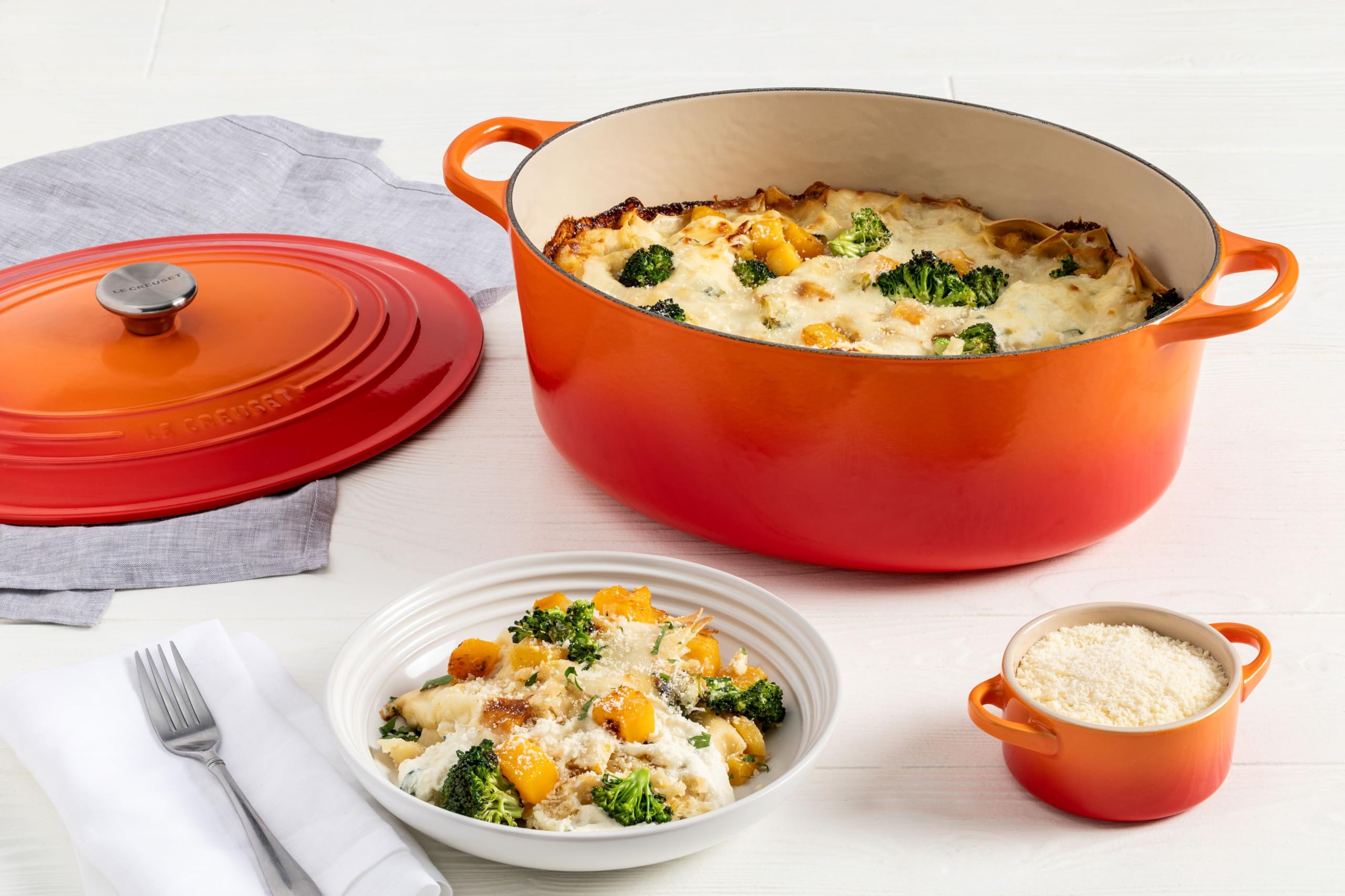 Le Creuset Signature 33cm Oval Casserole – Volcanic